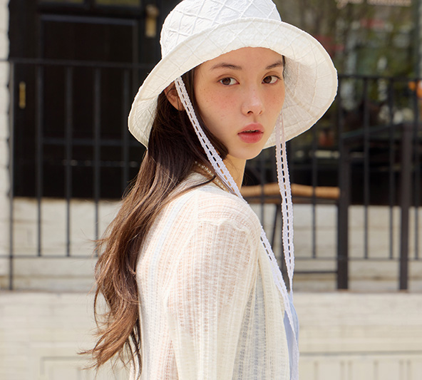 THE SOFTEST SHADE OF SUMMER